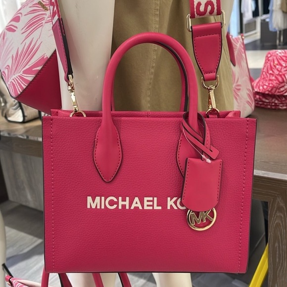 MICHAEL KORS
Mirella Small Pebbled Leather Crossbody Bag Tote 
Electric Pink - Picture 2 of 16